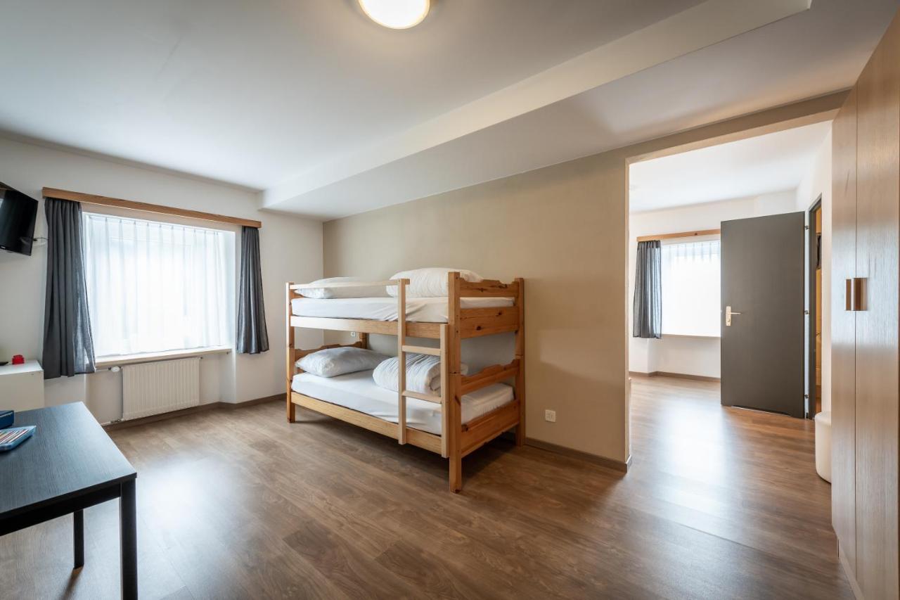 Hotel Greina Rabius Exteriör bild